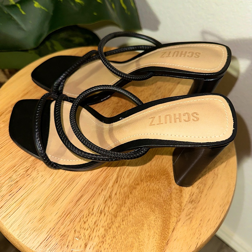 Schutz Black Heeled Sandal, slim block heel, leather sole. 4 inch Padded sole.